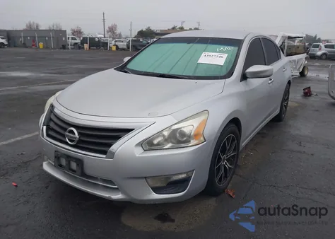 2013 Nissan Altima 2.5 S из США, поврежденный, VIN 1N4AL3AP0DN477695